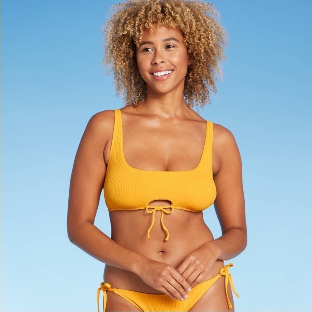 Women's Ribbed Keyhole Bralette Bikini Top
- Shade & Shore Spice Yellow